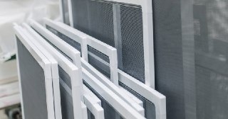 Москитные сетки на пластиковые окна Ивантеевка купить по цене от 950 руб.